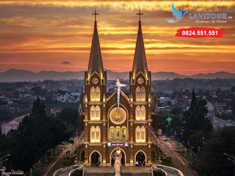 BẢO LỘC - CAO NGUYÊN DANH TRÀ - TRẢI NGHIỆM SĂN MÂY 3N2Đ 9 Nhà Thờ Thánh Mẫu Bảo Lộc